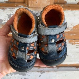 stride rite soft sole